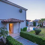 Ovacikta 3 Odali Oezel Havuzlu Royal 14 Villa