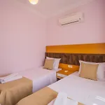 Ovacikta 3 Odali Oezel Havuzlu Royal 14 * フェティエ